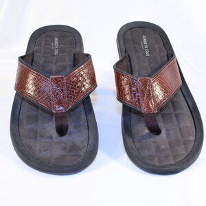 Kenneth Cole Size 10M Brown Leather IZZO Comfort Sandals Flip Flop Thong Shoes